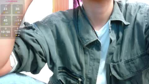 Snapshot of skinnyneighbour_ chatting on May 2026 03:35:01 AM Karla online show from May 2026 03:35:01 AM