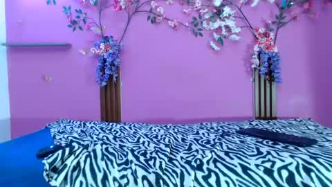 Snapshot of skinnysofia18 chatting on June 2026 01:38:02 AM sofia online show from June 2026 01:38:02 AM