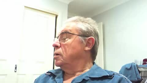 Snapshot of skipper1970 chatting on April 2026 09:44:01 AM Skipper1970 online show from April 2026 09:44:01 AM