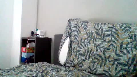 skippyhihi online show from October 2025 07:47:02 AM