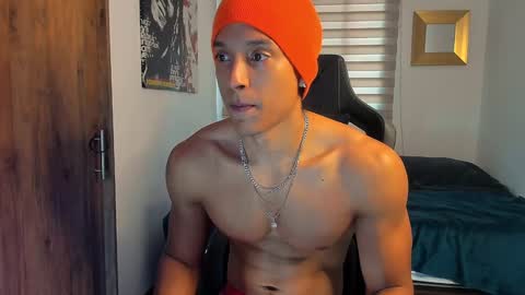 Snapshot of skull_prospect chatting on December 2024 12:14:02 PM Liam Vokov online show from December 2024 12:14:02 PM