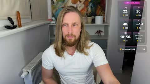 sky_guy25 online show from May 2026 08:07:02 PM