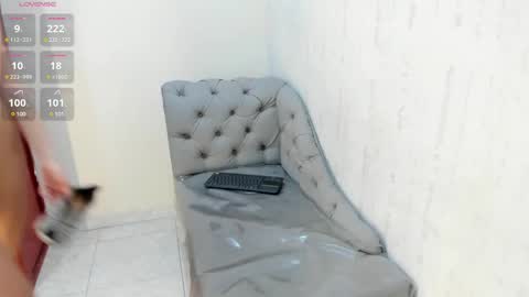 Snapshot of sky_swette chatting on February 2025 12:14:01 AM Sky online show from February 2025 12:14:01 AM