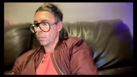 Snapshot of skyfly333 chatting on June 2026 03:57:01 PM IAN HARD online show from June 2026 03:57:01 PM