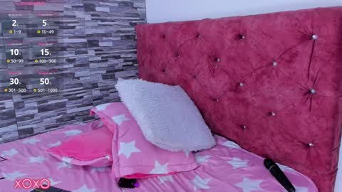 Snapshot of skyhotgirl chatting on March 2025 09:48:02 PM Sky online show from March 2025 09:48:02 PM