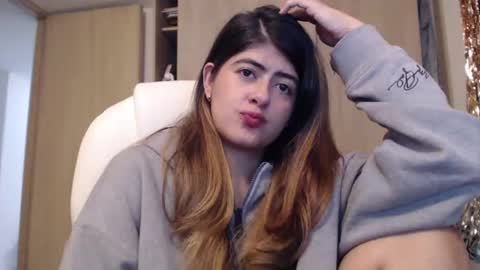 Skyler online show from February 2025 02:48:02 AM