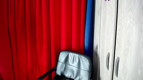 Snapshot of skyler_wild chatting on February 2026 12:51:02 AM Skyler online show from February 2026 12:51:02 AM