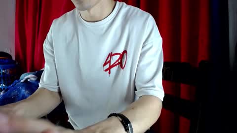 Snapshot of skyler_wild chatting on March 2026 03:01:01 AM Skyler online show from March 2026 03:01:01 AM