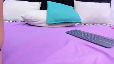 Skynny online show from February 2025 06:18:01 AM