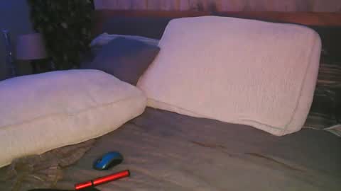 skyonetoo3 online show from September 2025 05:31:02 AM