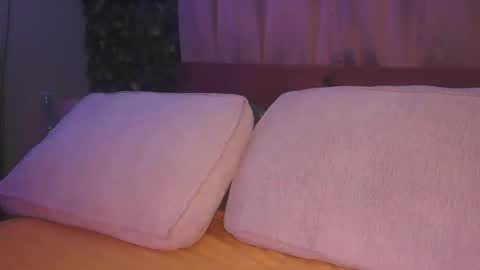 skyonetoo3 online show from September 2025 12:36:01 AM