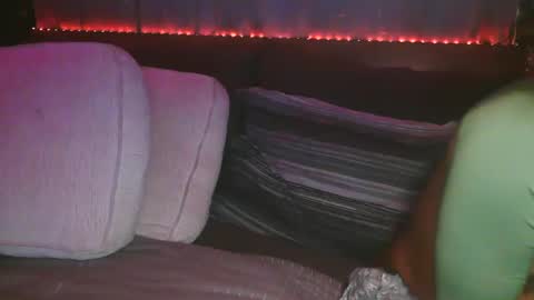 skyonetoo3 online show from October 2025 03:04:02 AM