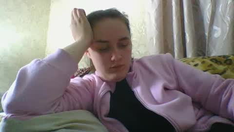 skyressie333 online show from April 2026 06:44:02 PM