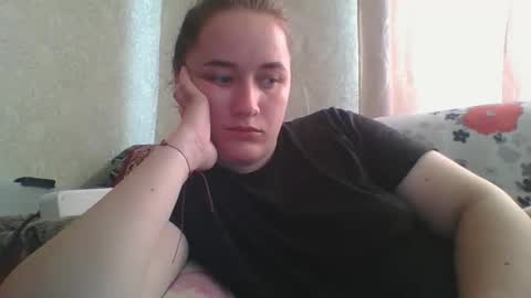 Snapshot of skyressie333 chatting on June 2026 06:36:02 AM skyressie333 online show from June 2026 06:36:02 AM