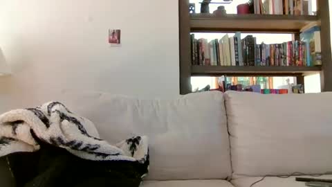 Sky Winters online show from April 2026 02:25:01 PM