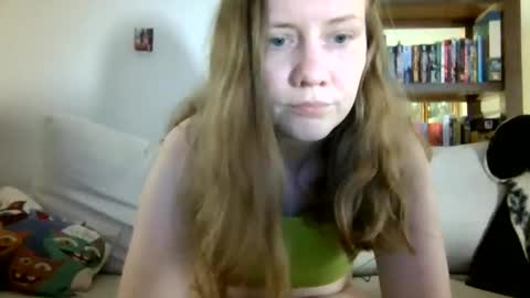 Sky Winters online show from May 2026 09:00:01 PM