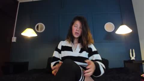 Snapshot of skyy_bloom chatting on February 2026 12:37:02 PM Sky online show from February 2026 12:37:02 PM