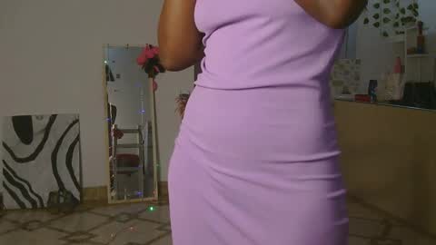 Bella online show from November 2025 09:14:02 PM