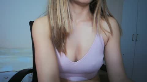 Slady online show from April 2026 10:35:02 AM