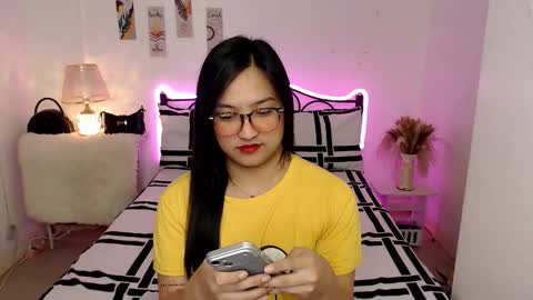 Queen Cyrine online show from January 2026 06:48:01 AM