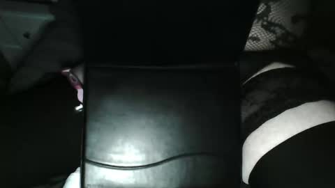 Snapshot of slaveass69 chatting on February 2025 11:02:01 AM men use me live online show from February 2025 11:02:01 AM