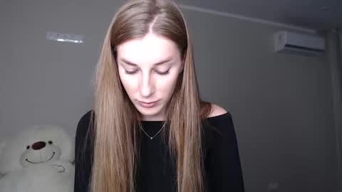 slavik_crush online show from December 2025 05:53:02 PM