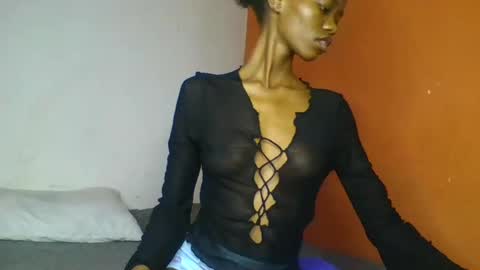 Snapshot of slaybby chatting on March 2025 04:33:02 PM Slaybby online show from March 2025 04:33:02 PM