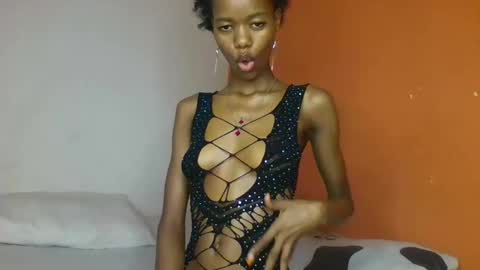 Snapshot of slaybby chatting on March 2025 04:24:01 PM Slaybby online show from March 2025 04:24:01 PM