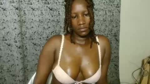 Snapshot of sleekmellanin chatting on September 2025 10:37:01 AM sleekmellanin online show from September 2025 10:37:01 AM