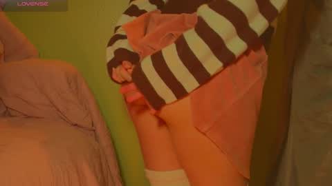 Snapshot of sleepylibertine chatting on November 2025 09:48:02 PM SleepyLibertine online show from November 2025 09:48:02 PM