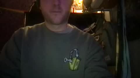 Snapshot of sleepymaneb chatting on February 2026 01:25:02 AM sleepymaneb online show from February 2026 01:25:02 AM