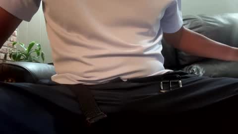 Snapshot of slick2285 chatting on October 2025 09:06:02 AM slick2285 online show from October 2025 09:06:02 AM