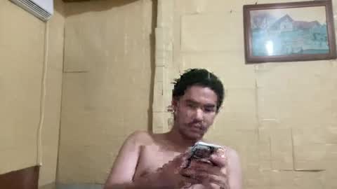 Snapshot of slickcharmer_xxx chatting on January 2026 01:05:02 PM slickcharmer_xxx online show from January 2026 01:05:02 PM