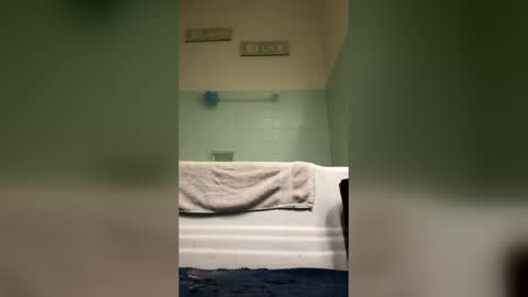 slicknick1988 online show from April 2026 07:50:02 AM