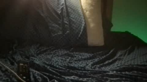 slienthear83 online show from December 2024 04:31:02 AM