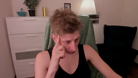 Andy online show from December 2025 08:39:01 PM