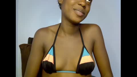 Snapshot of slim_candy12 chatting on June 2026 07:05:01 PM Lily online show from June 2026 07:05:01 PM