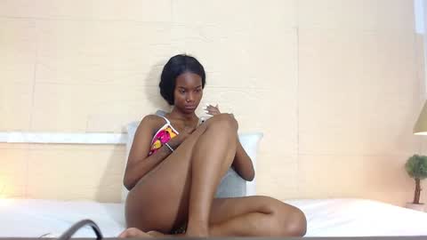 slim_chocobar18 online show from January 2025 04:21:01 PM