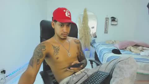 slim_master12 online show from February 2026 10:28:01 PM