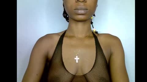 Snapshot of slim_petitqueen chatting on January 2026 07:33:01 AM Alice online show from January 2026 07:33:01 AM