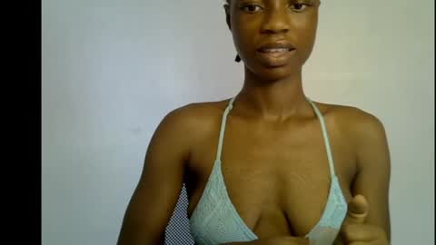 Snapshot of slim_petitqueen chatting on April 2026 08:09:02 AM Alice online show from April 2026 08:09:02 AM