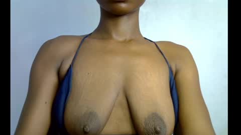 Snapshot of slim_petitqueen chatting on May 2026 07:46:01 AM Alice online show from May 2026 07:46:01 AM