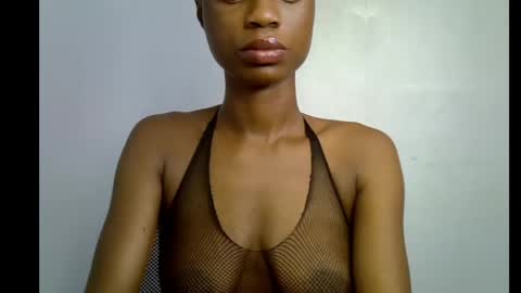 Snapshot of slim_petitqueen chatting on May 2026 08:00:01 AM Alice online show from May 2026 08:00:01 AM
