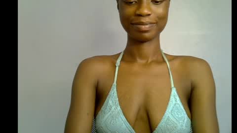 Snapshot of slim_petitqueen chatting on May 2026 09:14:01 AM Alice online show from May 2026 09:14:01 AM