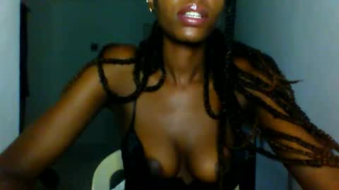 slimandthick1 online show from March 2026 07:31:01 PM