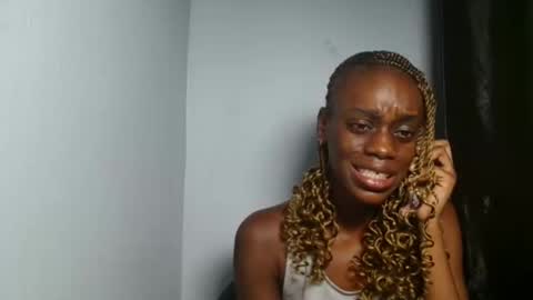 Snapshot of slimbaby16 chatting on November 2025 10:10:02 AM Slim online show from November 2025 10:10:02 AM