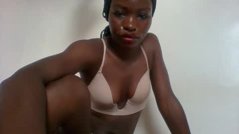 Snapshot of slimdiva chatting on November 2025 05:40:02 AM slimdiva online show from November 2025 05:40:02 AM