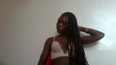 Snapshot of slimdiva chatting on November 2025 04:01:02 AM slimdiva online show from November 2025 04:01:02 AM
