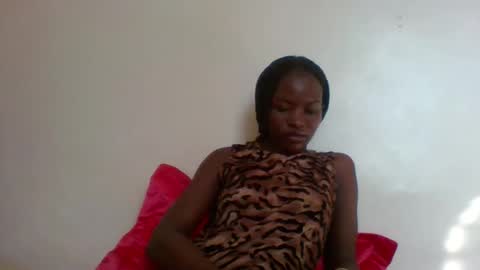 Snapshot of slimdiva chatting on November 2025 05:09:02 AM slimdiva online show from November 2025 05:09:02 AM
