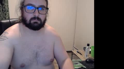 Snapshot of slimdizzy64 chatting on January 2025 01:42:02 AM slave drew or slut online show from January 2025 01:42:02 AM